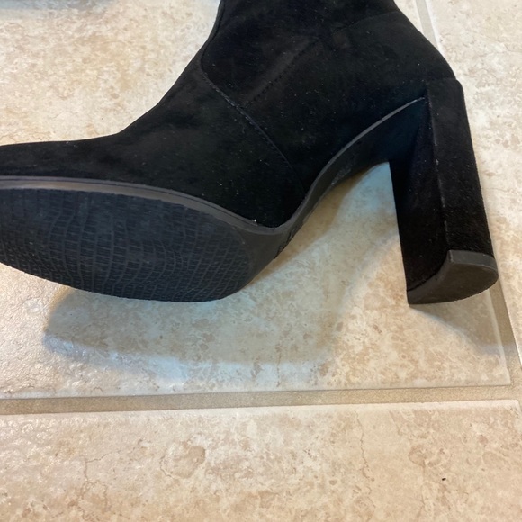 Stuart Weitzman Women's Highland Over Knee Boots - Picture 4 of 7